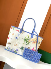 Load image into Gallery viewer, Saint Louis Tote
