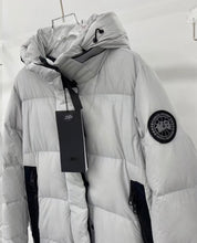 Load image into Gallery viewer, Byward Parka Black Label
