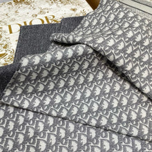 Load image into Gallery viewer, Cashmere Scarf
