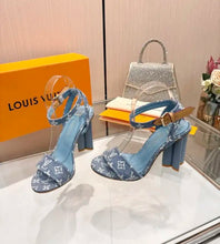 Load image into Gallery viewer, Silhouette Sandals
