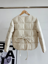 Load image into Gallery viewer, Caramagne Jacket
