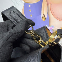 Load image into Gallery viewer, Capuccines Soft
