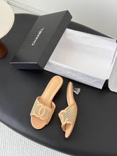 Load image into Gallery viewer, CC Sandals
