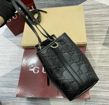 Load image into Gallery viewer, GG Shopping Bag

