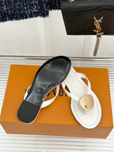 Load image into Gallery viewer, Treasure Sandals
