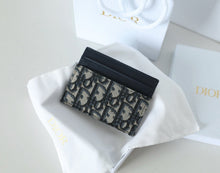 Load image into Gallery viewer, Leather Card Holder
