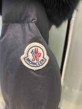 Load image into Gallery viewer, Laichefur Jacket
