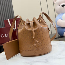 Load image into Gallery viewer, Venice Small Bucket Bag
