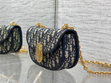 Load image into Gallery viewer, Medilion Small Flap Bag
