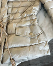 Load image into Gallery viewer, Raies Jacket
