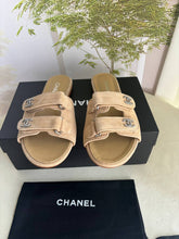 Load image into Gallery viewer, CC Sandals
