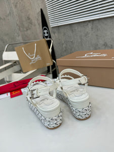 Stud Wedges