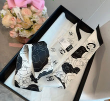 Load image into Gallery viewer, Silk Twilly Scarf
