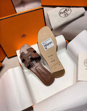 Load image into Gallery viewer, Oran Sandals
