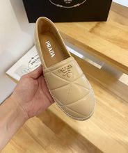 Load image into Gallery viewer, Leather Espadrilles
