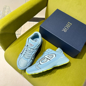 B30 Trainers