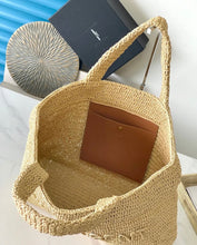 Load image into Gallery viewer, Raffia Tote
