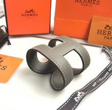 Load image into Gallery viewer, Leather Bracelet
