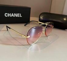 Load image into Gallery viewer, Logo Sunglasses
