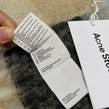 Load image into Gallery viewer, Wool Scarf
