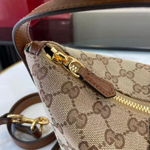 Load image into Gallery viewer, Ophidia Mini Vanity
