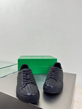 Load image into Gallery viewer, Leather Trainers
