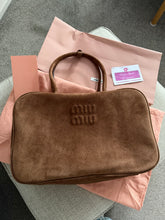 Load image into Gallery viewer, Beau Bag

