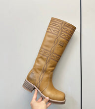 Load image into Gallery viewer, Leather Boots
