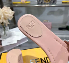 Load image into Gallery viewer, Baguette Sandals
