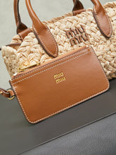 Load image into Gallery viewer, Raffia Tote
