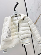 Load image into Gallery viewer, Jeypore Jacket
