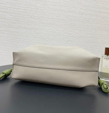 Load image into Gallery viewer, Flamenco Bag
