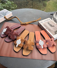Load image into Gallery viewer, Oran Sandals
