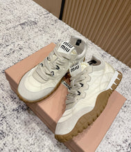 Load image into Gallery viewer, Tire Trainers
