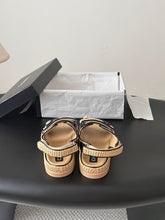 Load image into Gallery viewer, CC Dad Sandals
