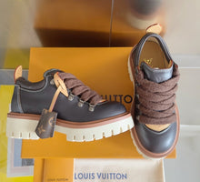 Load image into Gallery viewer, Remix Shoes
