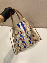 Load image into Gallery viewer, Noue Tote
