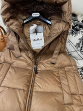 Load image into Gallery viewer, The Cube Gilet

