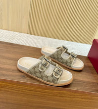Load image into Gallery viewer, GG Sandals

