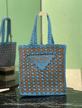Load image into Gallery viewer, Raffia Tote
