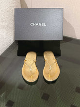 Load image into Gallery viewer, CC Sandals
