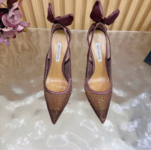 Load image into Gallery viewer, Bow Tie Pumps
