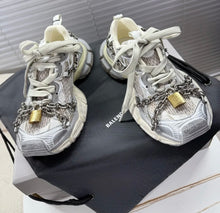 Load image into Gallery viewer, 3XL Trainers
