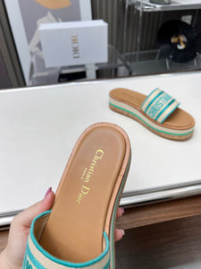 Dway Slides