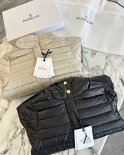 Load image into Gallery viewer, Raies Jacket
