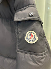 Load image into Gallery viewer, Fourmines Jacket
