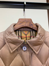 Load image into Gallery viewer, Quilted Jacket
