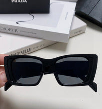 Load image into Gallery viewer, Logo Sunglasses
