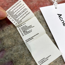 Load image into Gallery viewer, Wool Scarf
