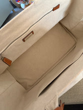 Load image into Gallery viewer, Linen Blend Tote
